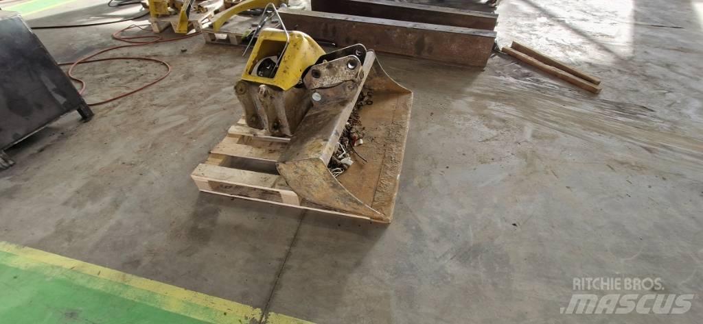 Komatsu PC 26 MR Mini ekskavatoriai < 7 t