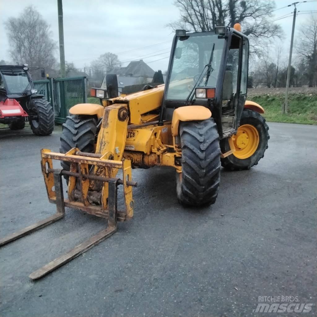 JCB 526 S Teleskopiniai krautuvai žemės ūkiui