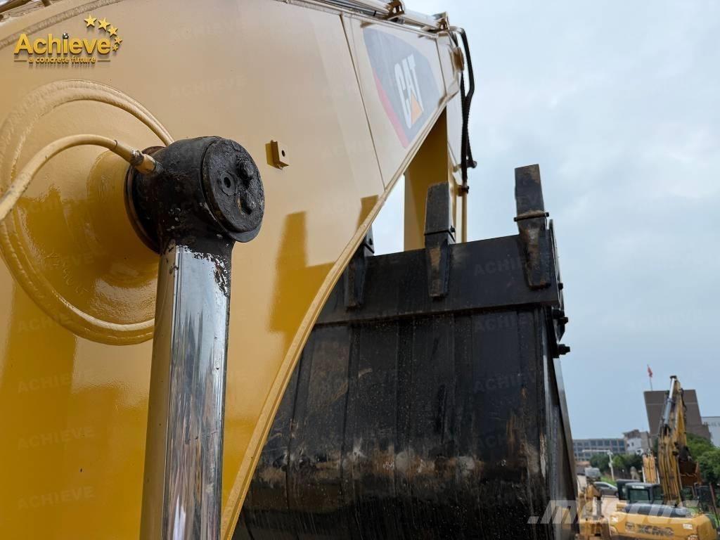 CAT 320 D Vikšriniai ekskavatoriai