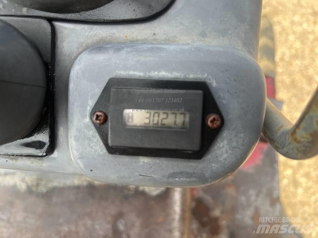 Takeuchi TB 108 Mini ekskavatoriai < 7 t