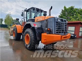 Hitachi ZW 250 Naudoti ratiniai krautuvai