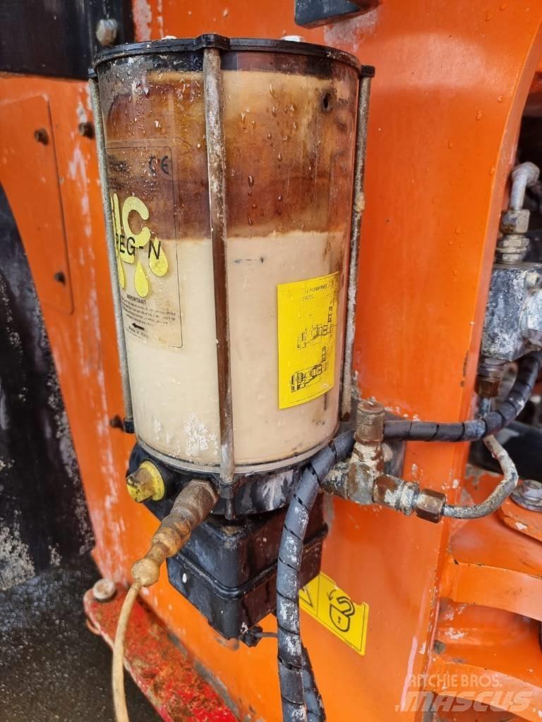 Hitachi ZW 250 Naudoti ratiniai krautuvai