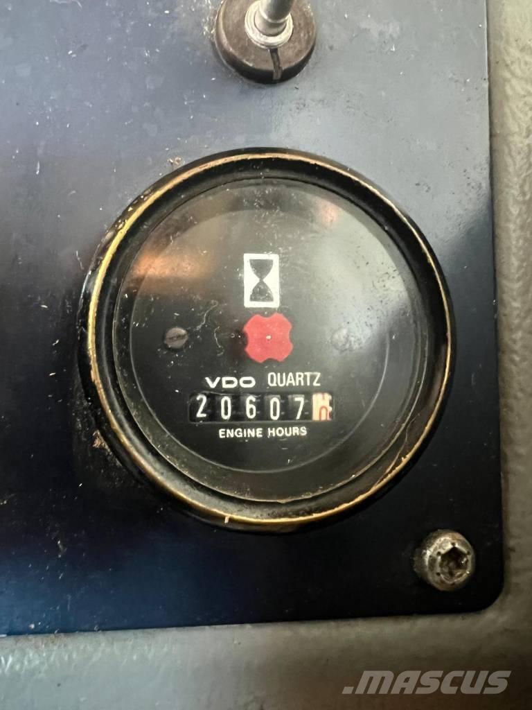 Volvo L 70 C Naudoti ratiniai krautuvai