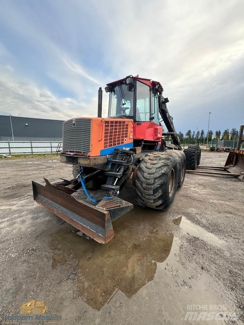 Valmet 890.2 Naudoti miškovežiai (Forvarderiai)