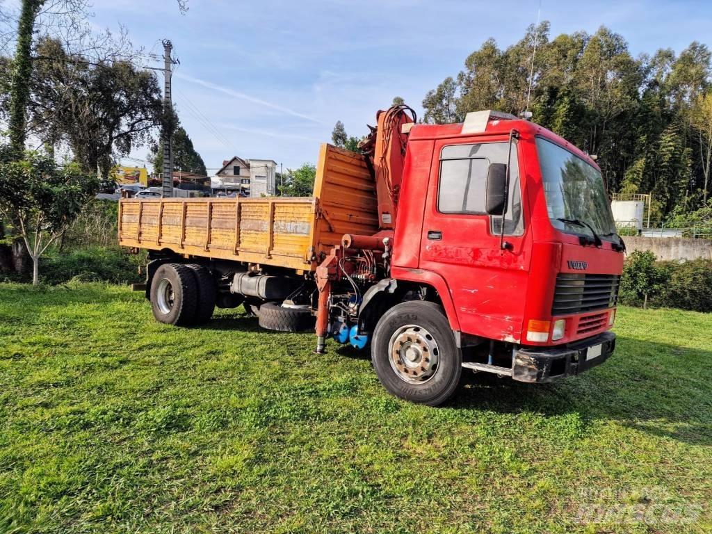 Volvo FL7 Savivarčių priekabų vilkikai