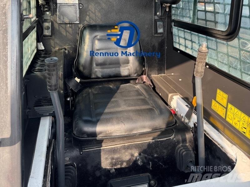 Bobcat S 130 Krautuvai su šoniniu pasukimu