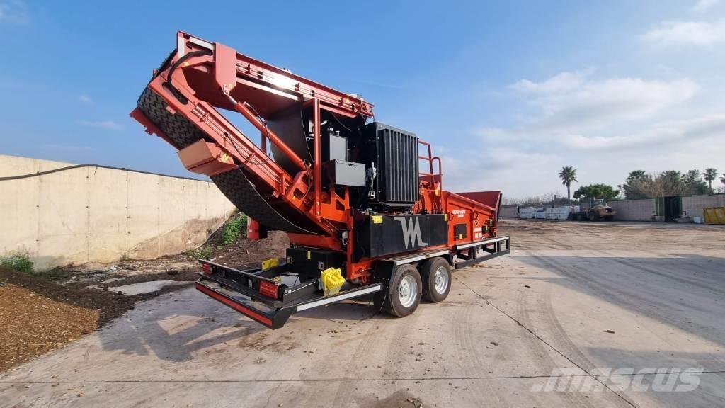 Morbark WH 2400 XP Medienos smulkintuvai