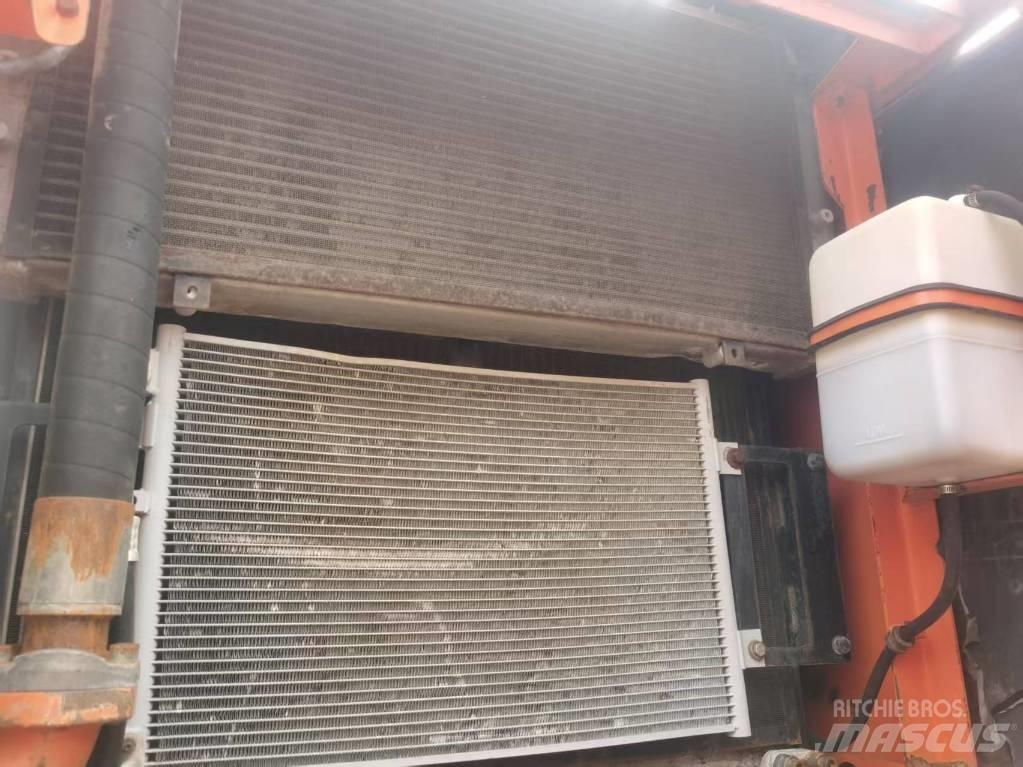 Doosan DX 300 LC Vikšriniai ekskavatoriai