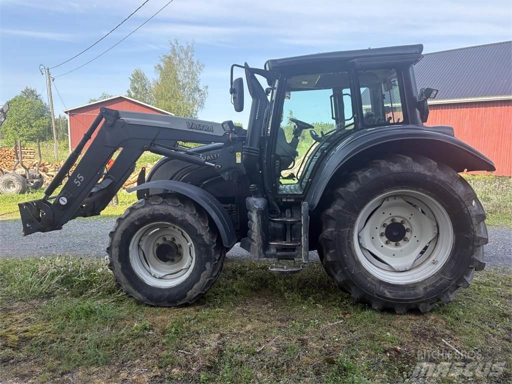Valtra N122 Traktoriai