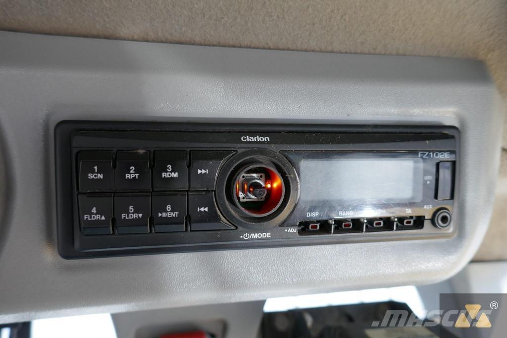 CAT 938M Naudoti ratiniai krautuvai