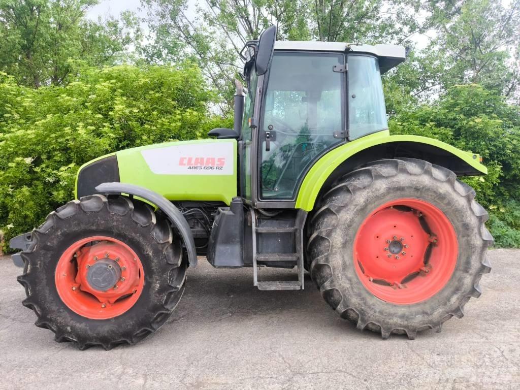 CLAAS Ares 696 RZ Traktoriai