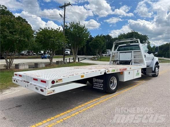 Ford F650 SD Pagalbos kelyje automobiliai