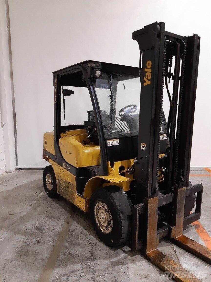 Yale GDP40VX Dyzeliniai krautuvai