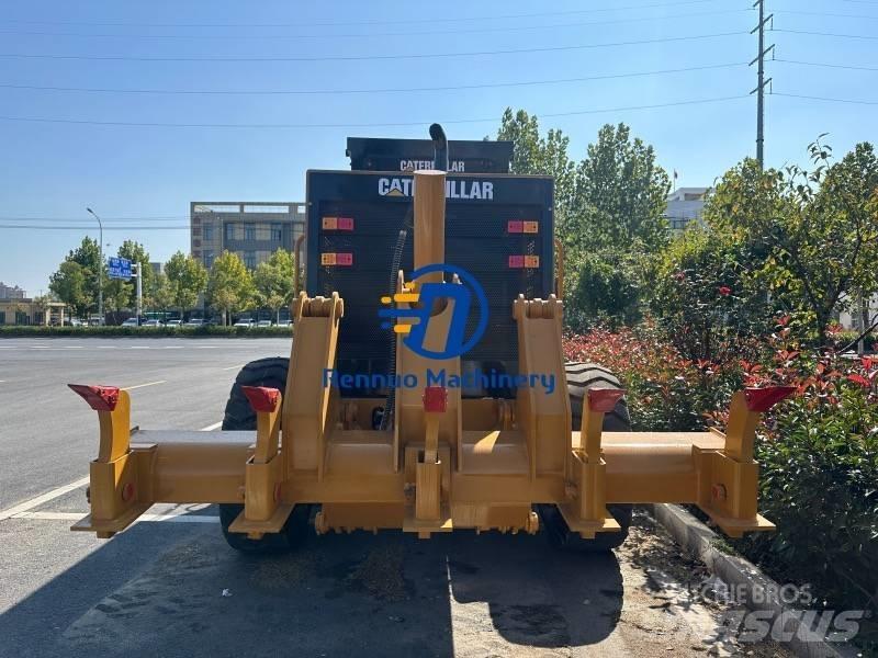 CAT 140H Greideriai