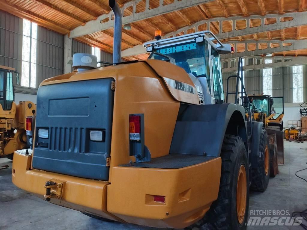 Liebherr 544 Naudoti ratiniai krautuvai