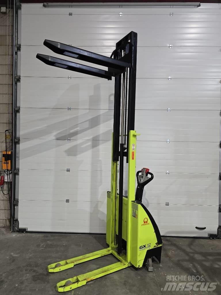 Pramax GX 12/29 Rankiniai vėžimėliai