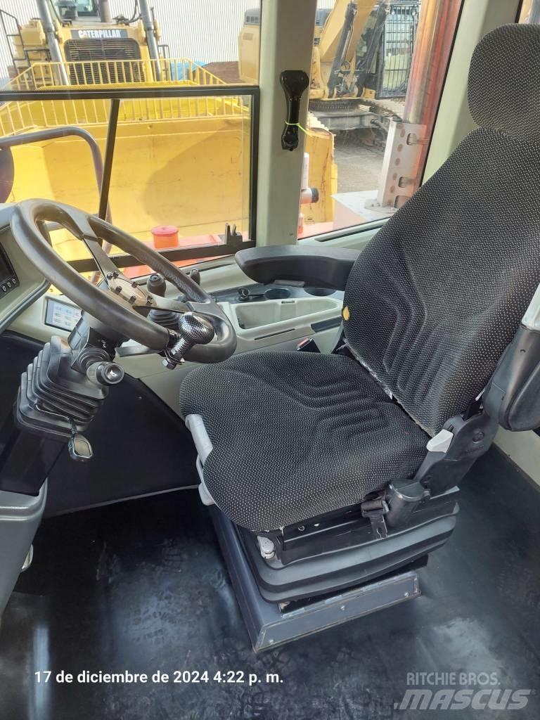 Doosan DA 40 Karjeriniai savivarčiai
