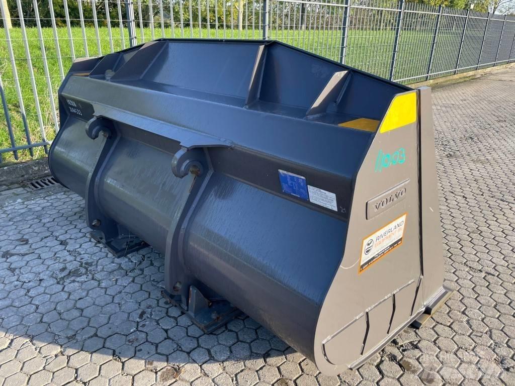 Volvo L 120 H Bucket Kaušai