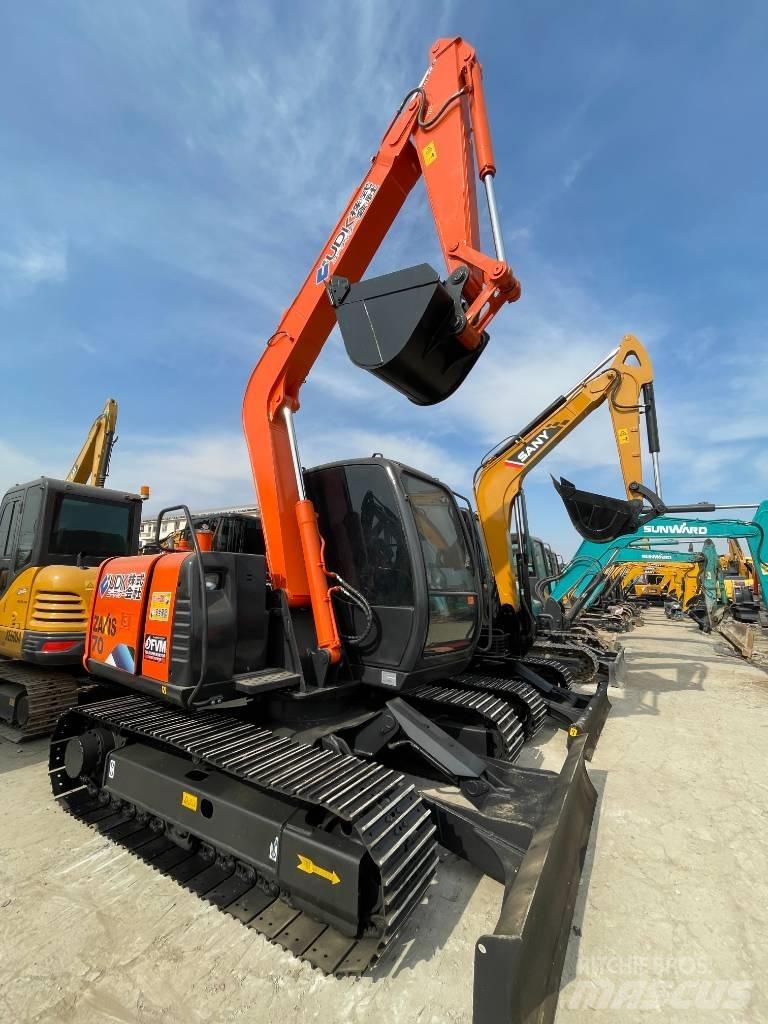 Hitachi ZX 70 Mini ekskavatoriai < 7 t