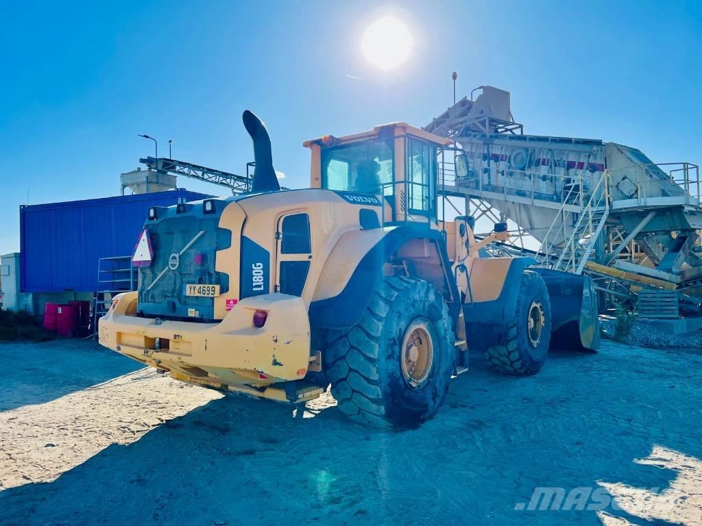 Volvo L 180 G Naudoti ratiniai krautuvai