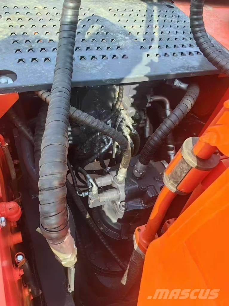 Doosan DX 225 LC Vikšriniai ekskavatoriai