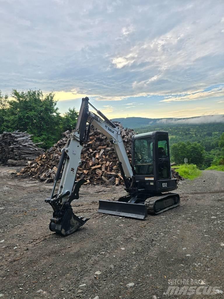 Bobcat E 32 Mini ekskavatoriai < 7 t