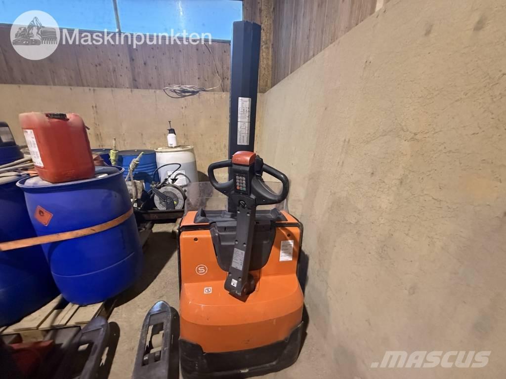 Toyota BT SWE 160 L Elektriniai šakiniai krautuvai