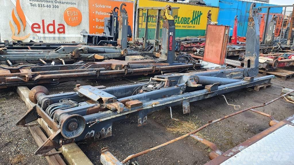  Hooklift DAMAGED Sunkvežimiai su keliamuoju kabliu