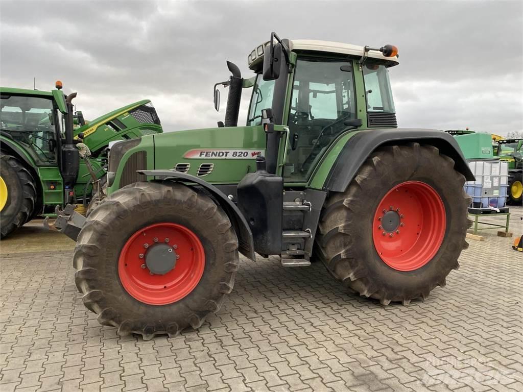 Fendt 820 Traktoriai