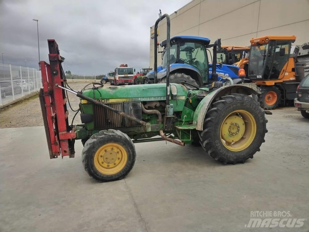 John Deere 2450 Traktoriai