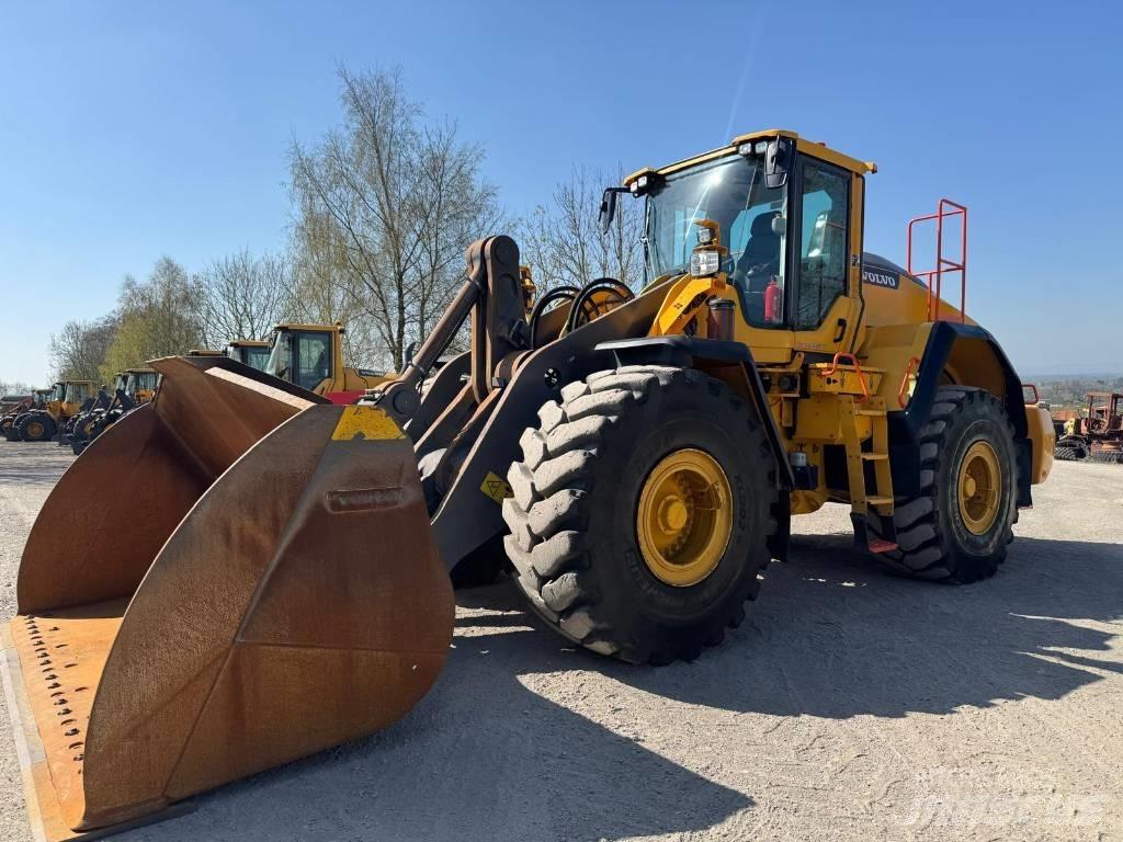 Volvo L 180 H Naudoti ratiniai krautuvai