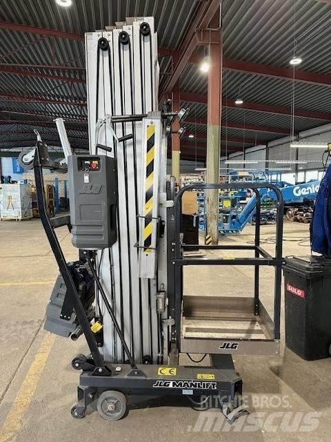 JLG 41 AM Vertikalūs stiebiniai keltuvai