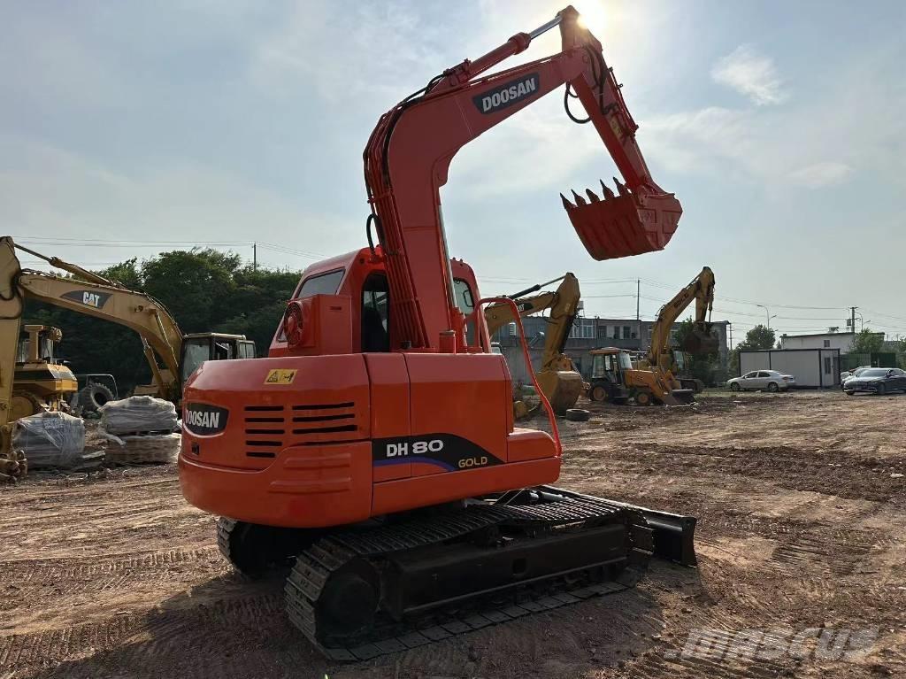 Doosan DH 80 Vikšriniai ekskavatoriai