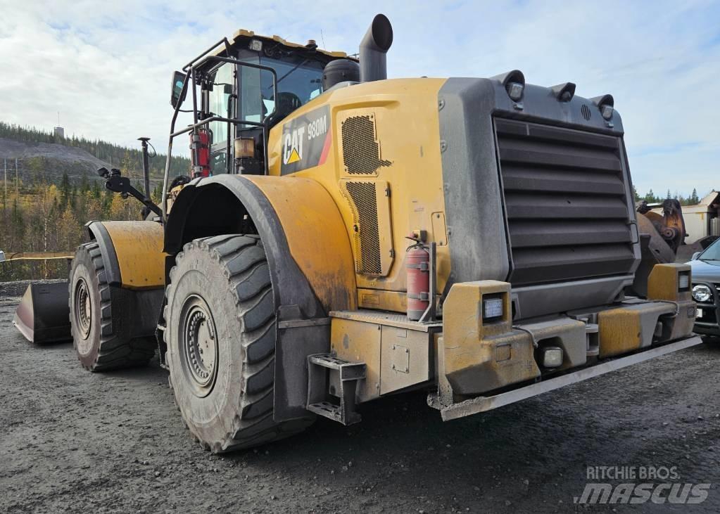 CAT 980 M Naudoti ratiniai krautuvai