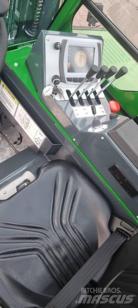 Combilift CBE 2500 Šakiniai krautuvai su privažiavimu iš visų keturių pusių