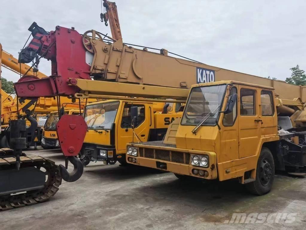 Kato 2500 KVA Visureigiai kranai