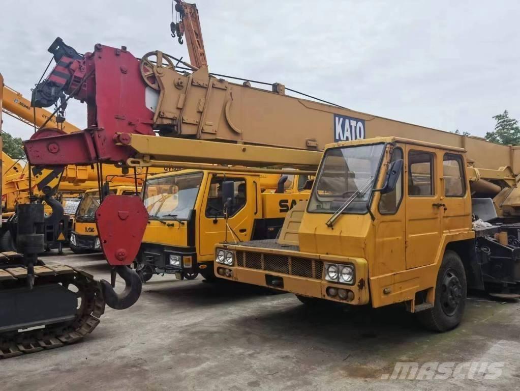 Kato 2500 KVA Visureigiai kranai