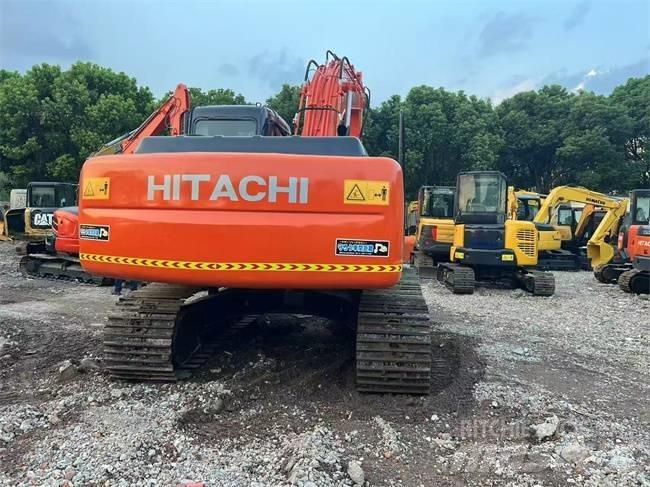 Hitachi ZX 200 Vikšriniai ekskavatoriai