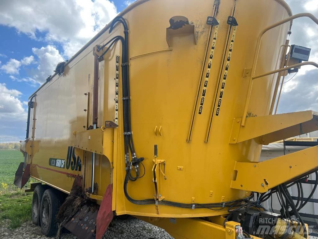 Peecon 1600 CF Pašarų vežimai