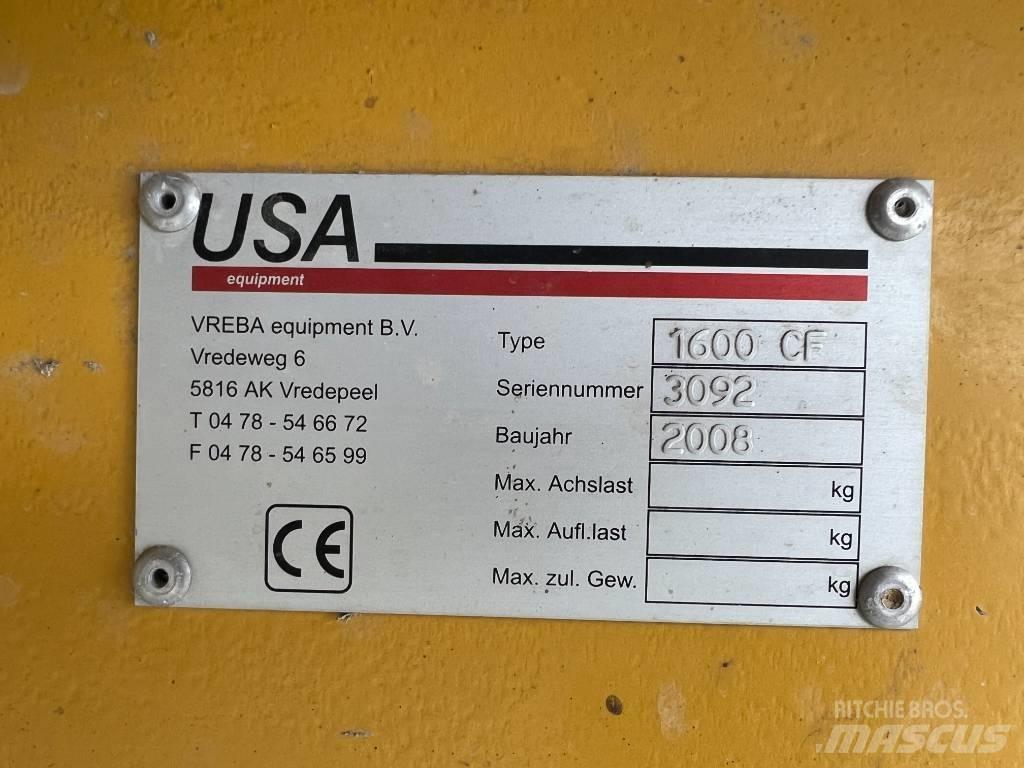 Peecon 1600 CF Pašarų vežimai