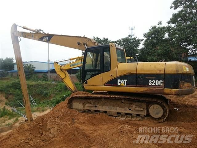 CAT 320 C Aukštuminiai ekskavatoriai