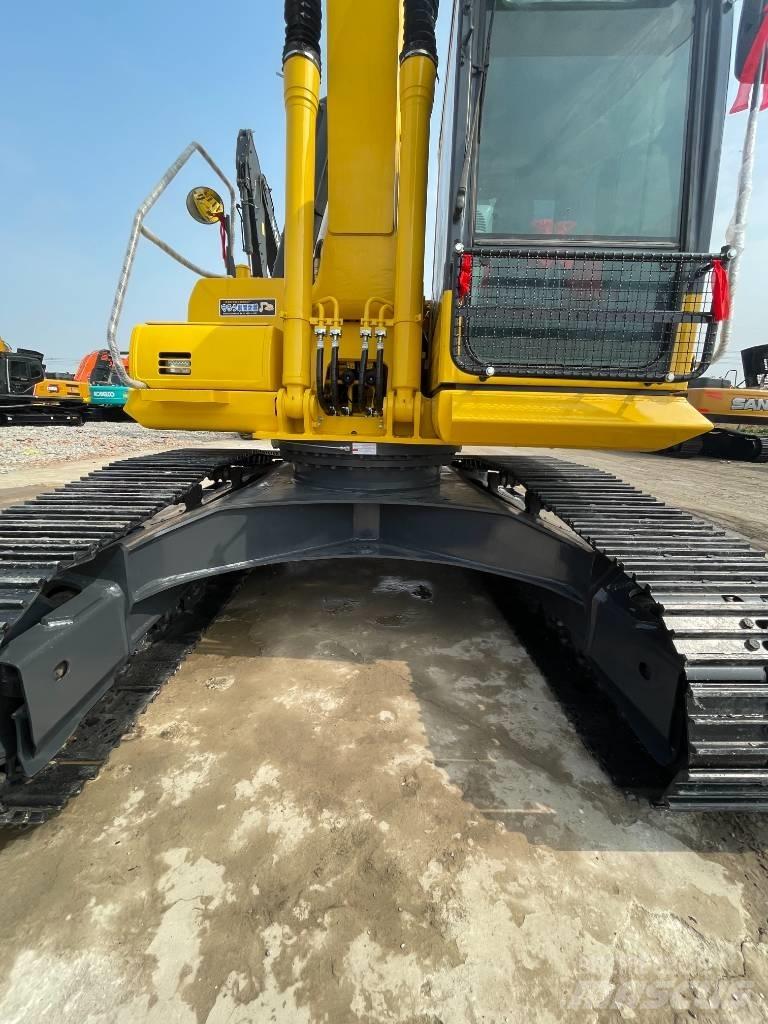 Komatsu PC 220-8 Vikšriniai ekskavatoriai