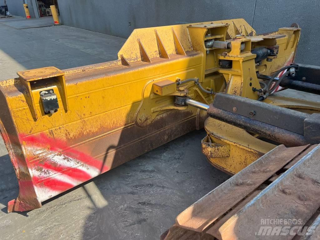 CAT D 6 N LGP Vikšriniai buldozeriai