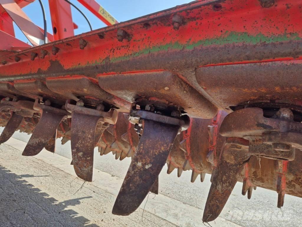 Kuhn HR 4000 Varomosios akėčios ir žemės frezos