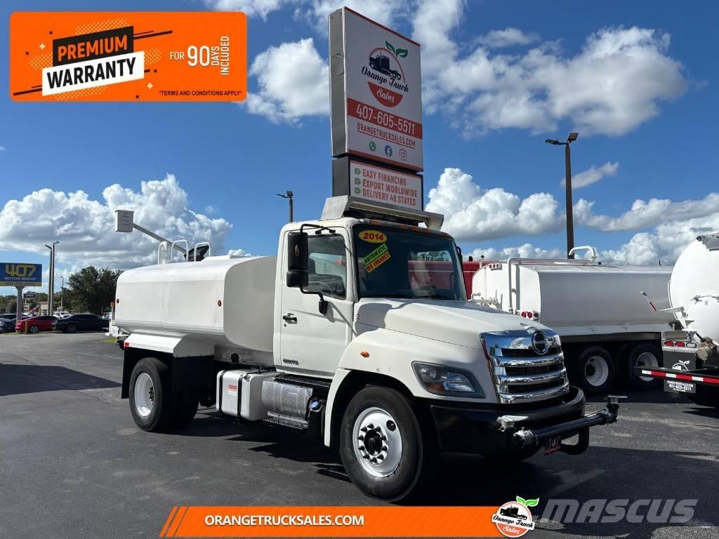 Hino 338 Vandens sunkvežimiai