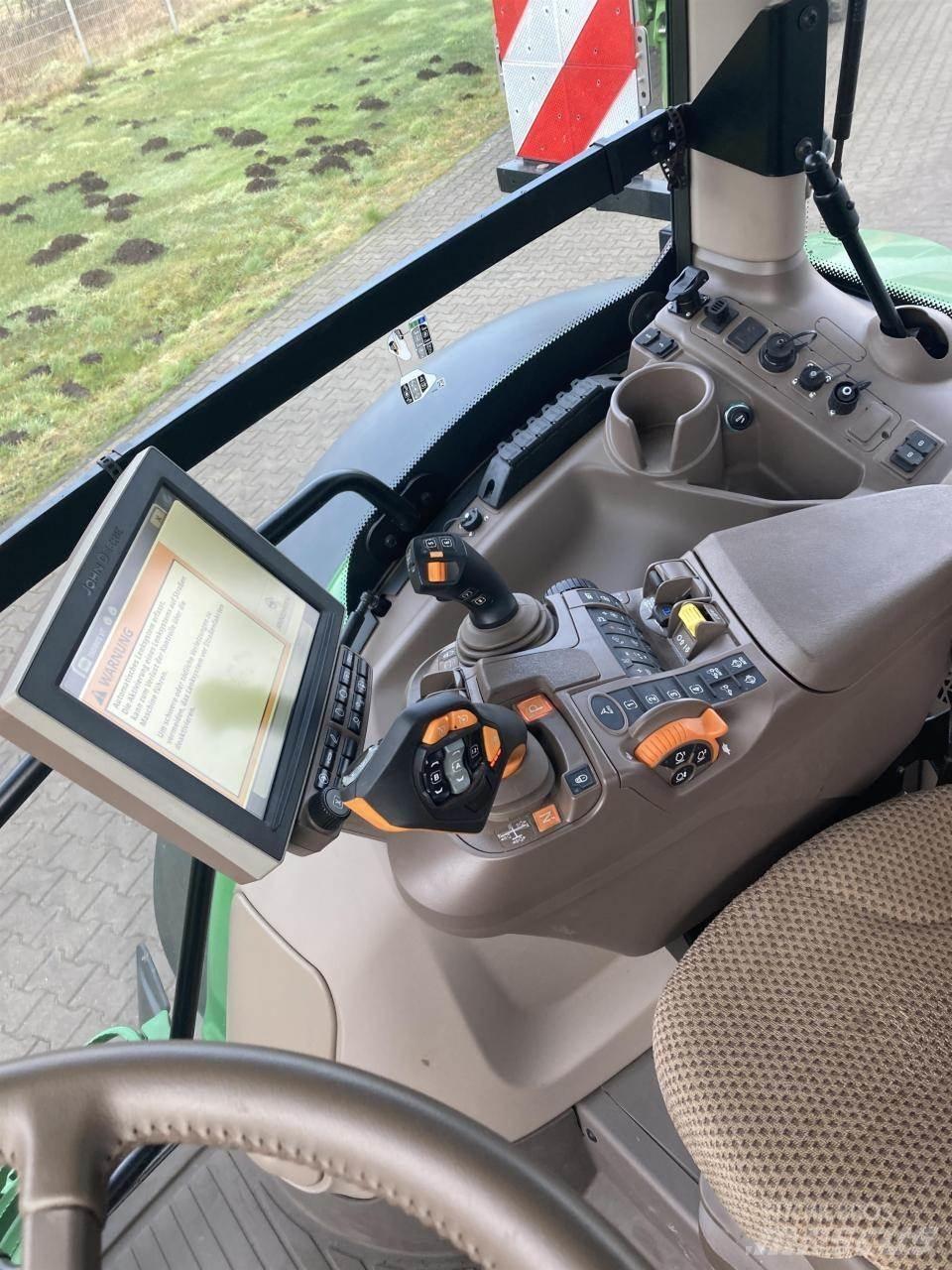 John Deere 6R 195 Traktoriai