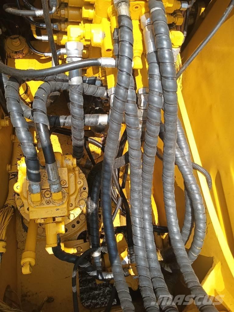Komatsu PC 130 Vikšriniai ekskavatoriai
