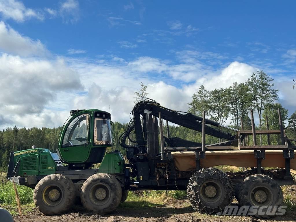 John Deere 1210 E Naudoti miškovežiai (Forvarderiai)