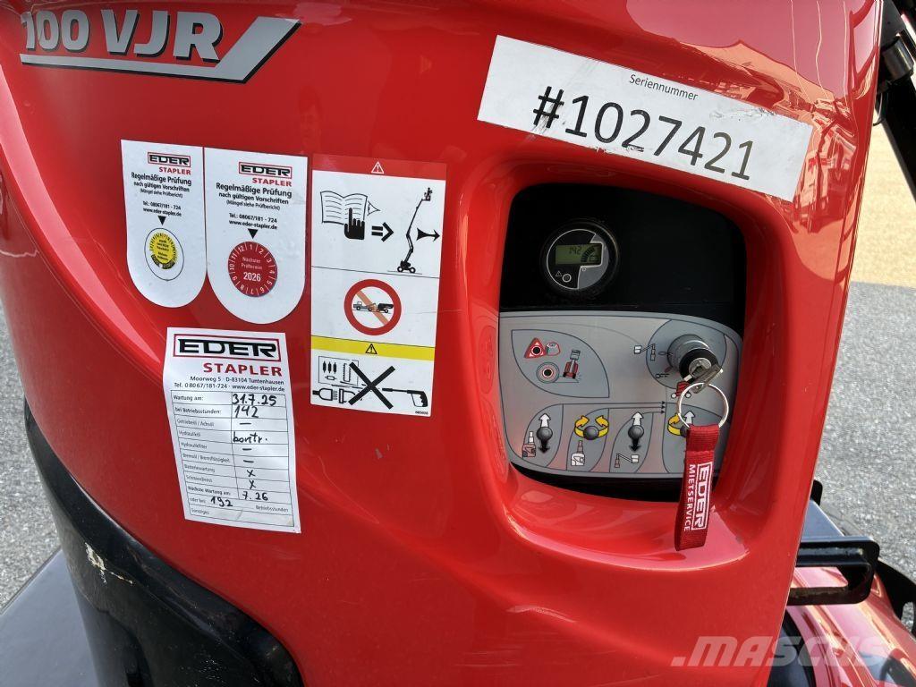 Manitou 100 VJR Vertikalūs stiebiniai keltuvai
