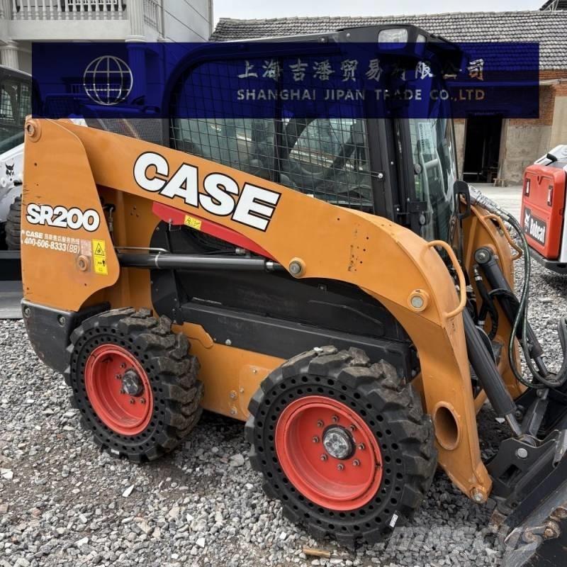 CASE SR 200 Krautuvai su šoniniu pasukimu